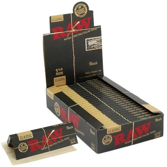 Picture of RAW BLACK ROLLING PAPER 1 14 CLASSIC 24CT